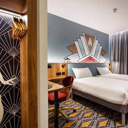 Ibis Styles London Heathrow East Hotel 3*