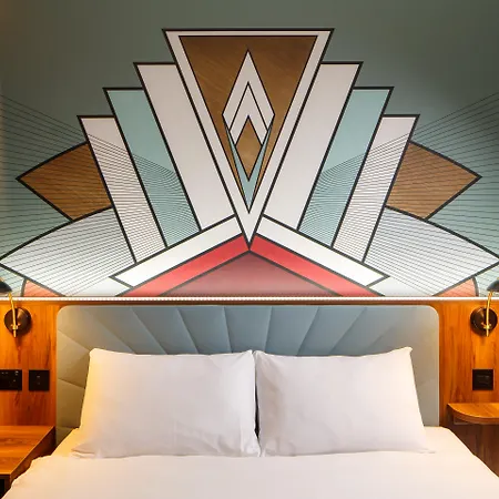 Ibis Styles London Heathrow East Hotel
