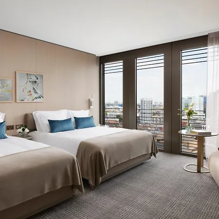 Pan Pacific 5* London