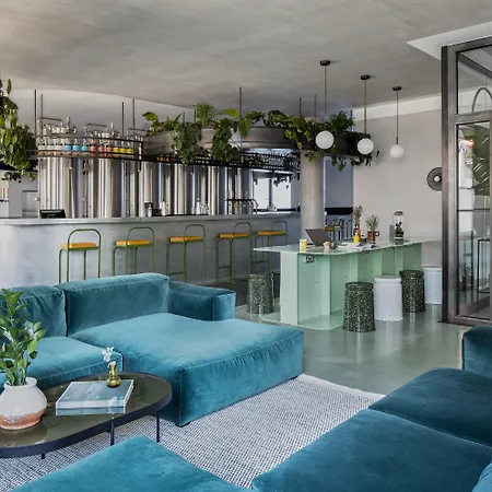 Staycity Dalston 4*