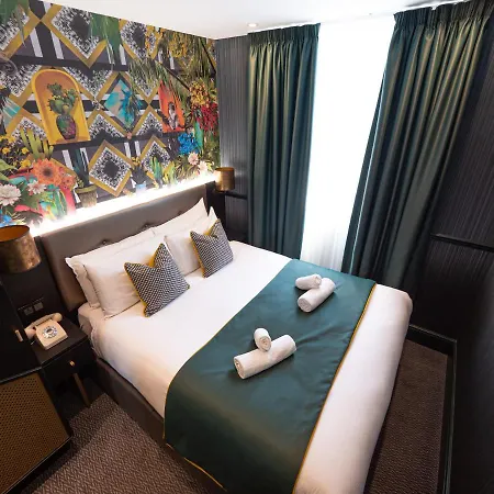 Hyde Park Hotel 4*