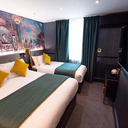 Hotel Hyde Park 4*