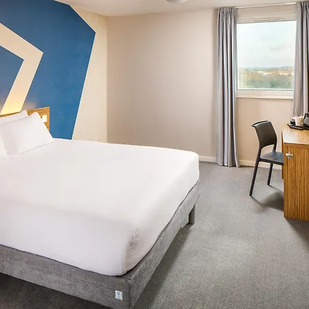 Ibis Budget London Heathrow Central 3*