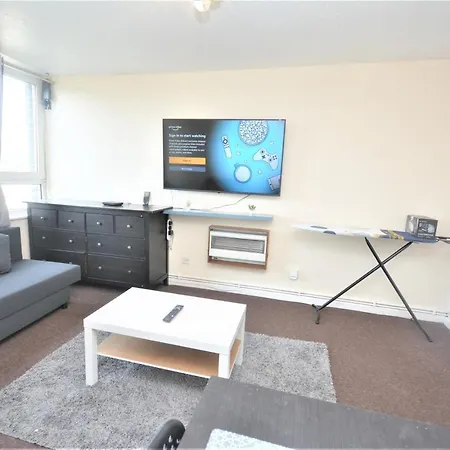 Apartment Zone 2 Two Bedroom Maisonette London