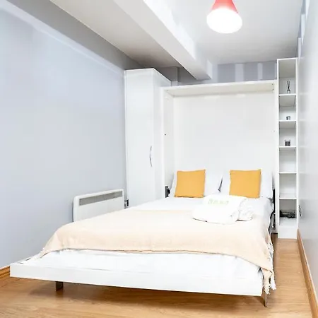 London Studio Apartment Apartament Londyn