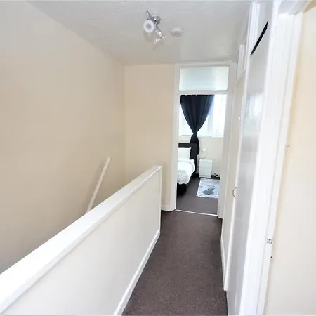 Apartment Zone 2 Two Bedroom Maisonette
