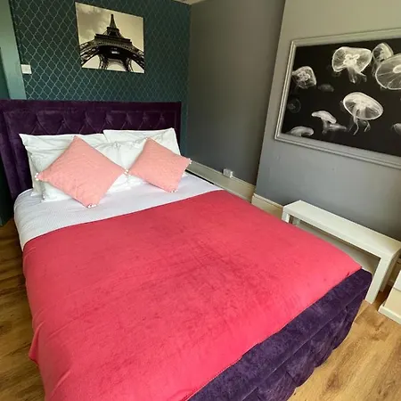 Serviced And Aparthotel