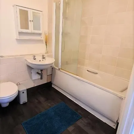 Lovely 5 Sleeper Flat - Upper Clapton Apartment