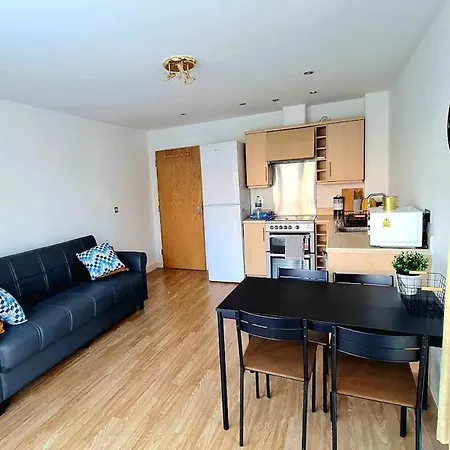 Lovely 5 Sleeper Flat - Upper Clapton * London
