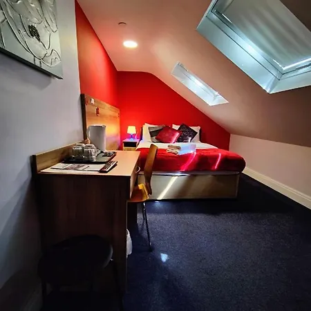 Wellesley Hotel 3*