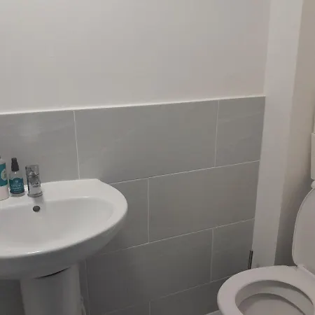 Lovely 1-bed Studio In *