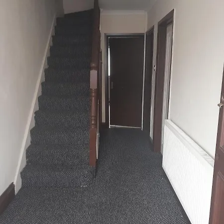 Lovely 1-bed Studio In Apartment *