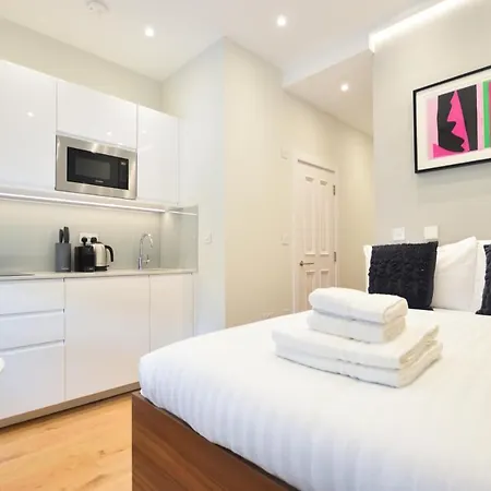 Leinster Square Serviced Aparthotel