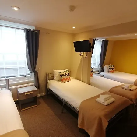 Hotel Craven Gardens