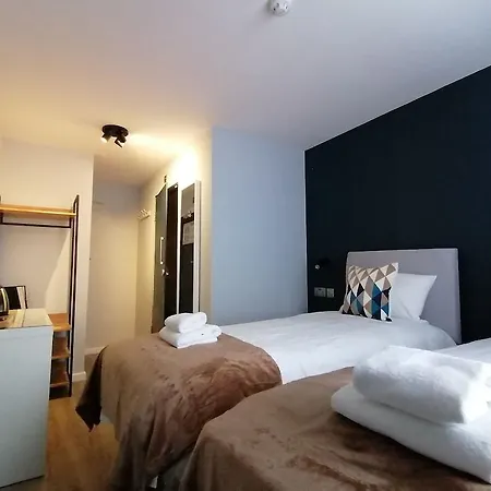 Hotel Craven Gardens 3*