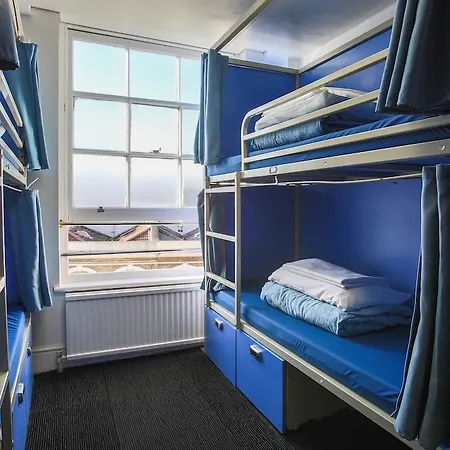Hotel Craven Gardens 3*