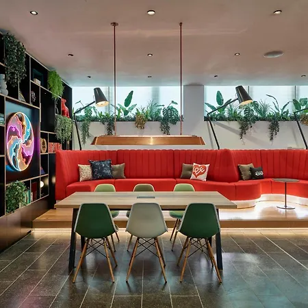 Citizenm Victoria Station לונדון