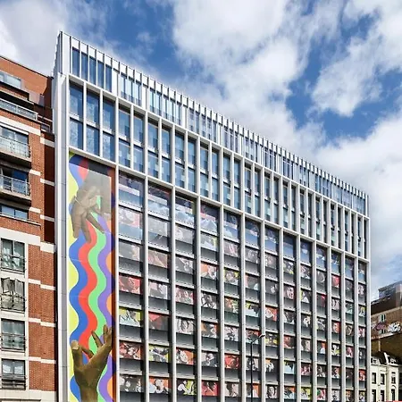 Citizenm Victoria Station 4*