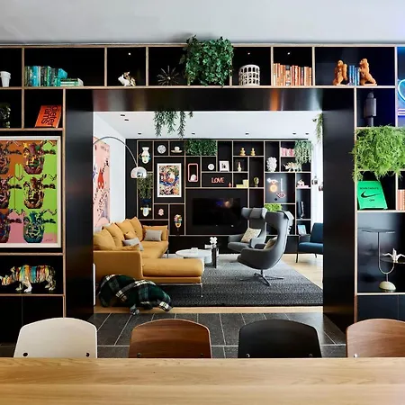 Citizenm Victoria Station לונדון