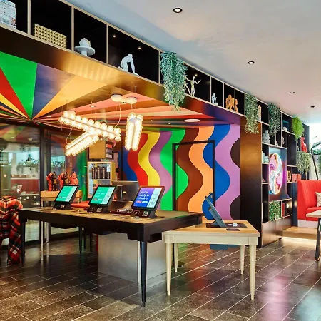 Citizenm Victoria Station 4*