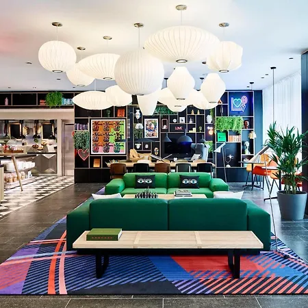 Citizenm Victoria Station מלון