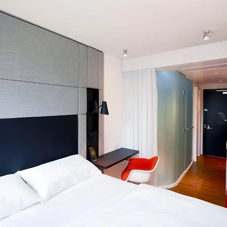 מלון Citizenm Victoria Station לונדון