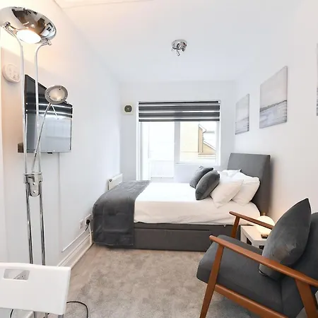 Stylish By Luxestays Shepherds Bush لندن