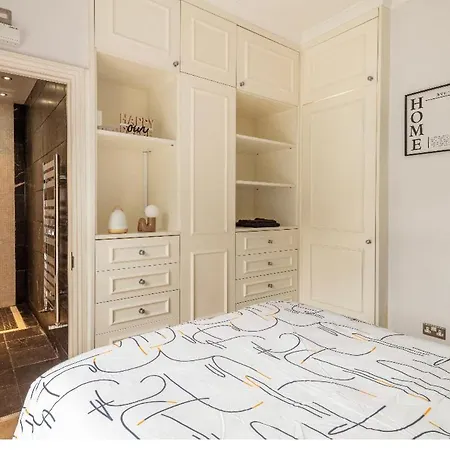 Luxury Specious En-suite In Pensjonat Londyn