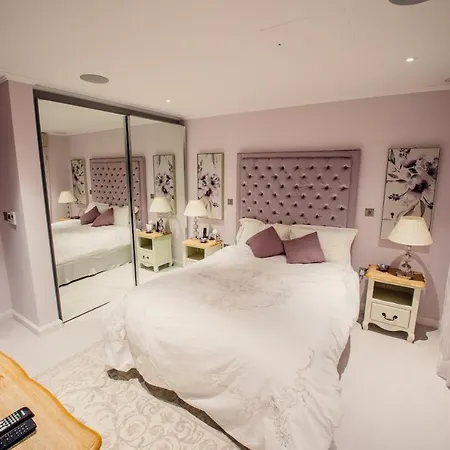 Lovely 4/bdr Penthouse W/ Lovely Views Appartamento *