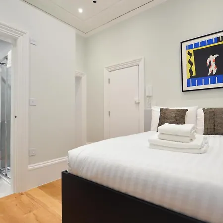 Leinster Square Serviced Aparthotel *