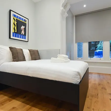 Leinster Square Serviced Aparthotel Londen