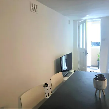 Jem In Leyton Appartement *