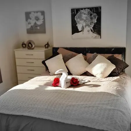 Apartament Cultural Epicenter, 4 Bedroom, To Do Than Do! *