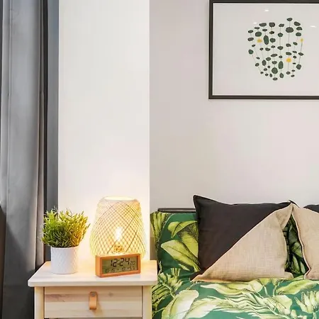 Modern 2 Bedroom In The Heart Of