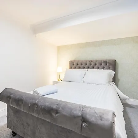Apartment Docklands Wharf Apartments, Near O2 And Excel London