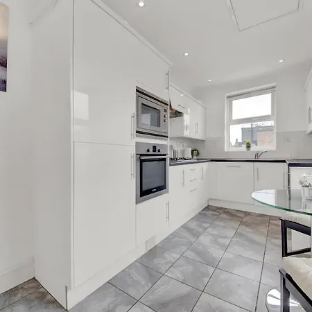 The Bayswater - Excellent Central Location * Londra