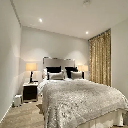 Apartment Battersea Power Station Living London