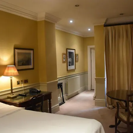 Otel The Cranley
