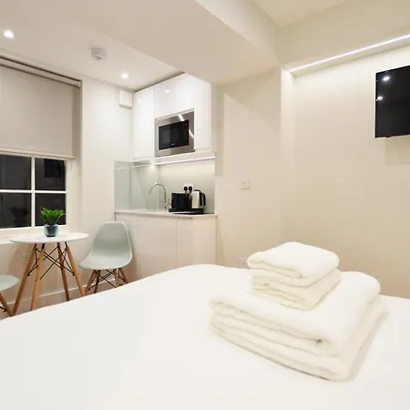 Aparthotel Leinster Square Serviced