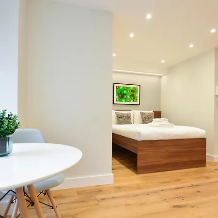 Leinster Square Serviced Aparthotel Londen