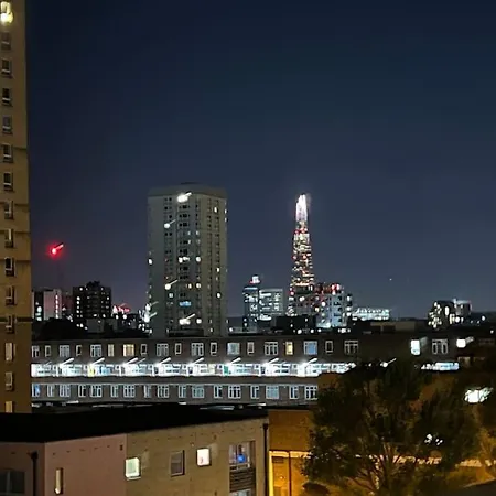 Cosy Entire In Whitechapel/commercial Rd Appartamento *