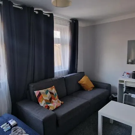 Cade Castle - Tulse Hill London