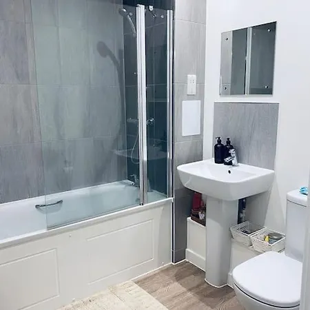 Apartment Stunning 1 Bed Luxury London