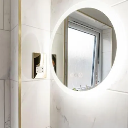 Riverside Serviced Apartamento