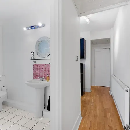 Appartement Mirabel Two Bedrooms, One Bath, Fulham Sw6 By Mdps