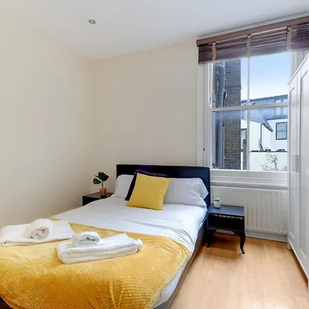 Mirabel Two Bedrooms, One Bath, Fulham Sw6 By Mdps
