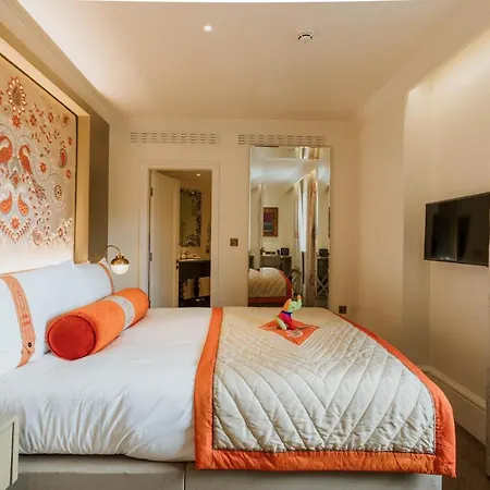 The Lalit 5* London