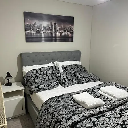 Beautiful Street First Floor One Bedroom B Walthamstow Λονδίνο