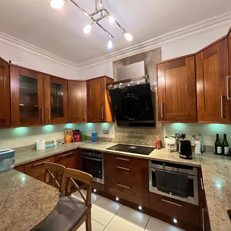 Luxury Specious En-suite In Londyn