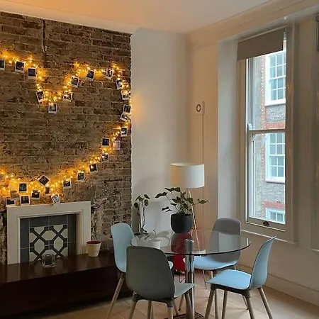 Apartment The Flat With The Heart